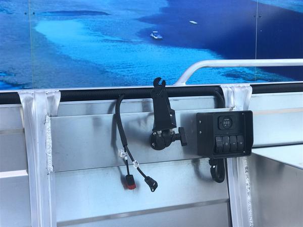 Electronics_Switch_Panel_Box_8_600x